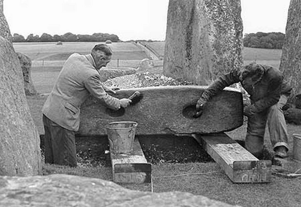 Old Photographs of Stonehenge’s History and Restoration